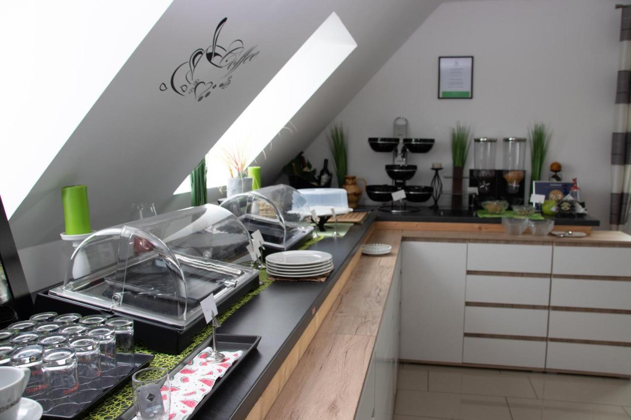 Die Schlafstube - Bed & Breakfast Zeltweg Eksteriør bilde