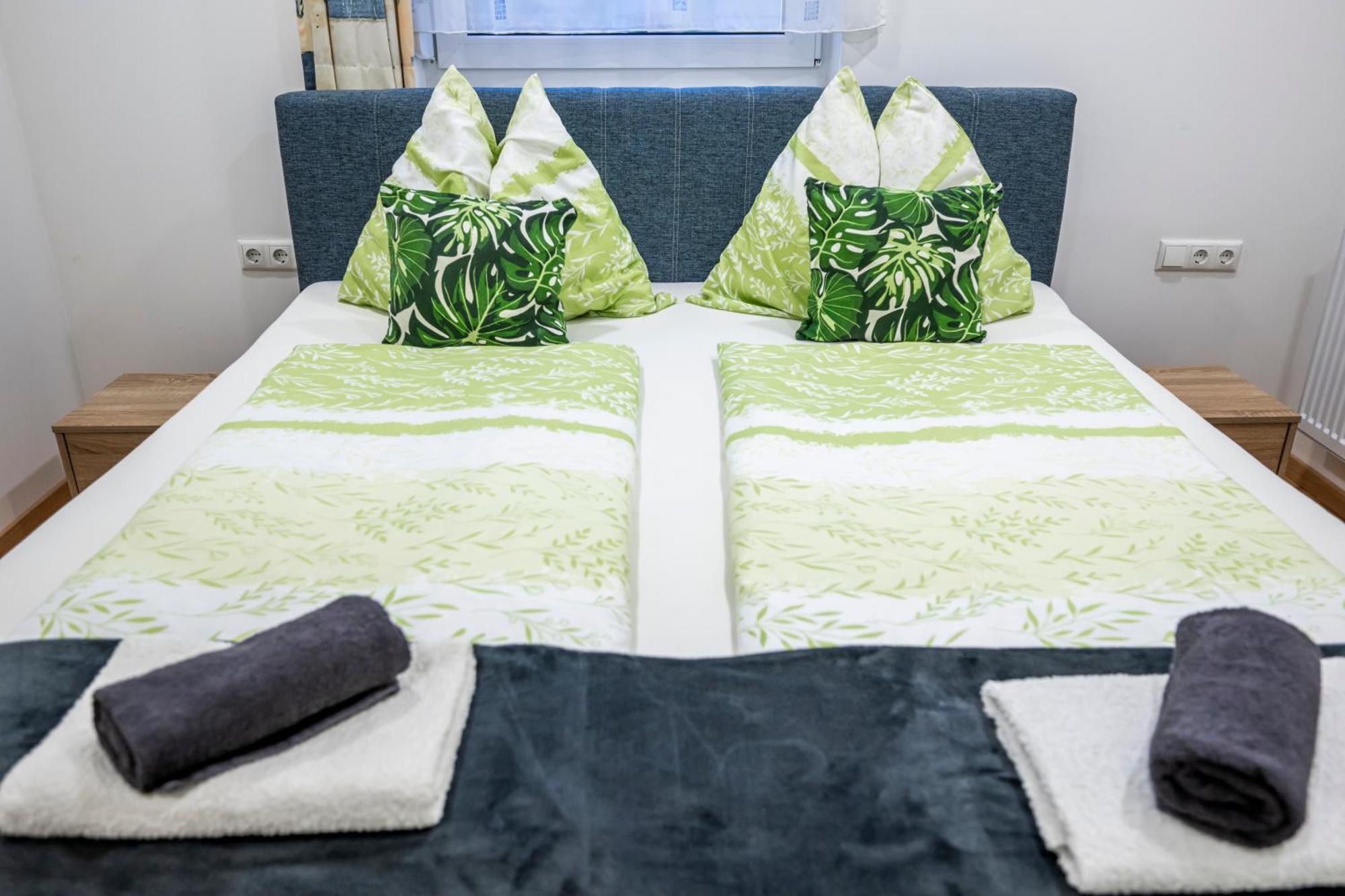 Die Schlafstube - Bed & Breakfast Zeltweg Eksteriør bilde