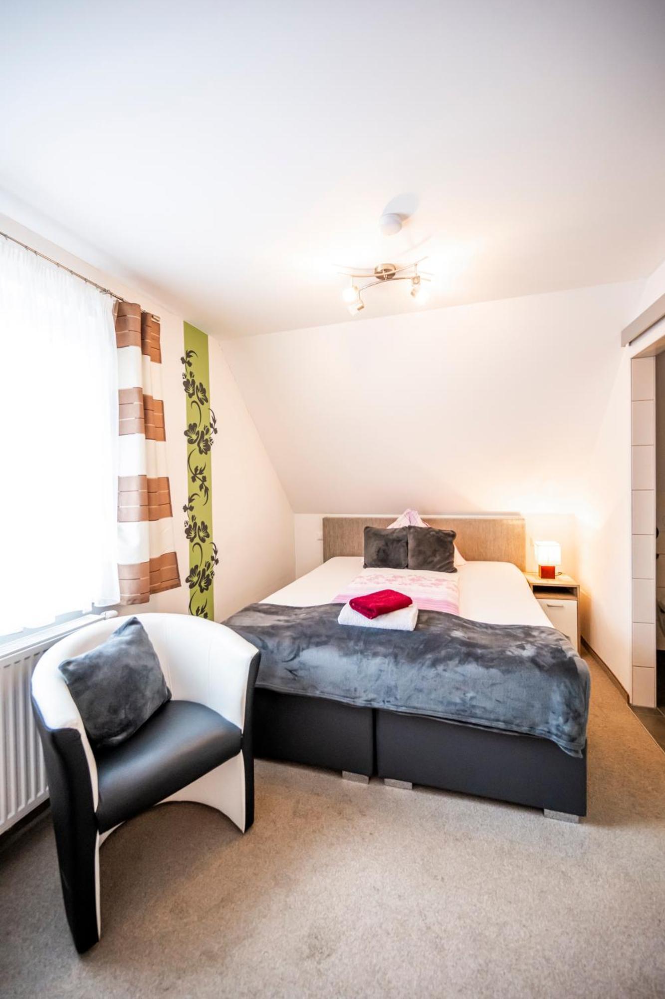 Die Schlafstube - Bed & Breakfast Zeltweg Eksteriør bilde